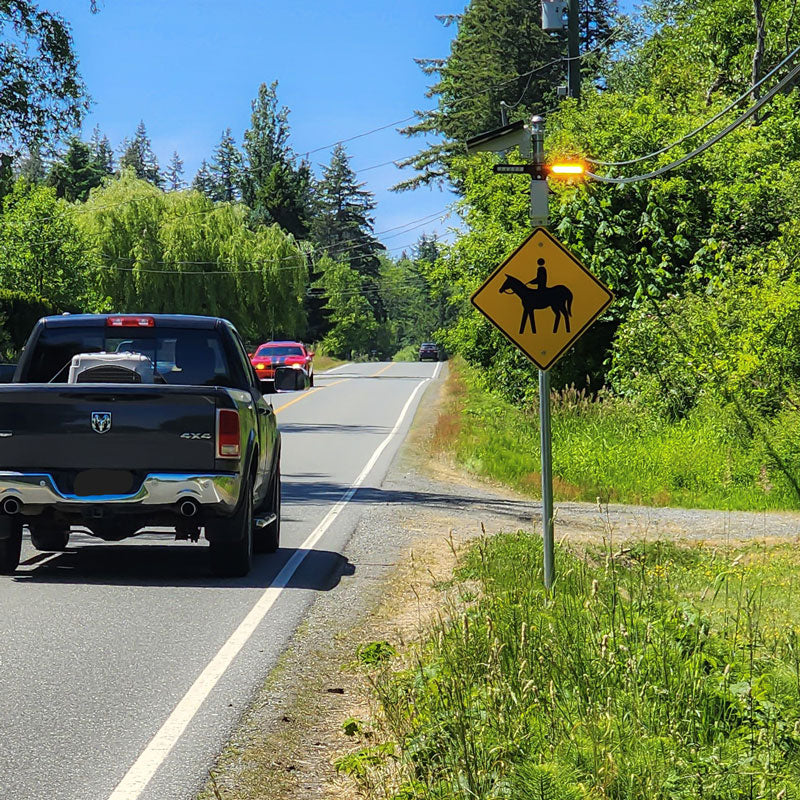 LR-15 Radar Activated Strobe Lights with Data Collecion